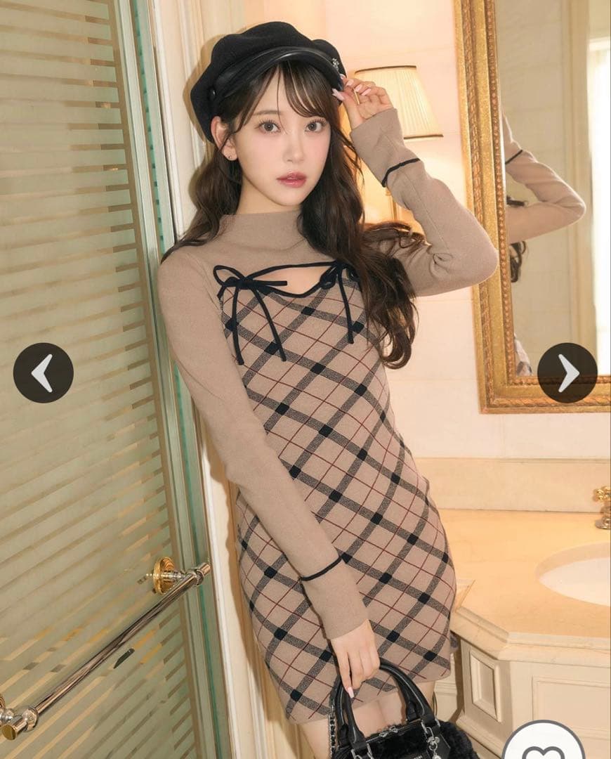 デコルテオープンチェックニットワンピ