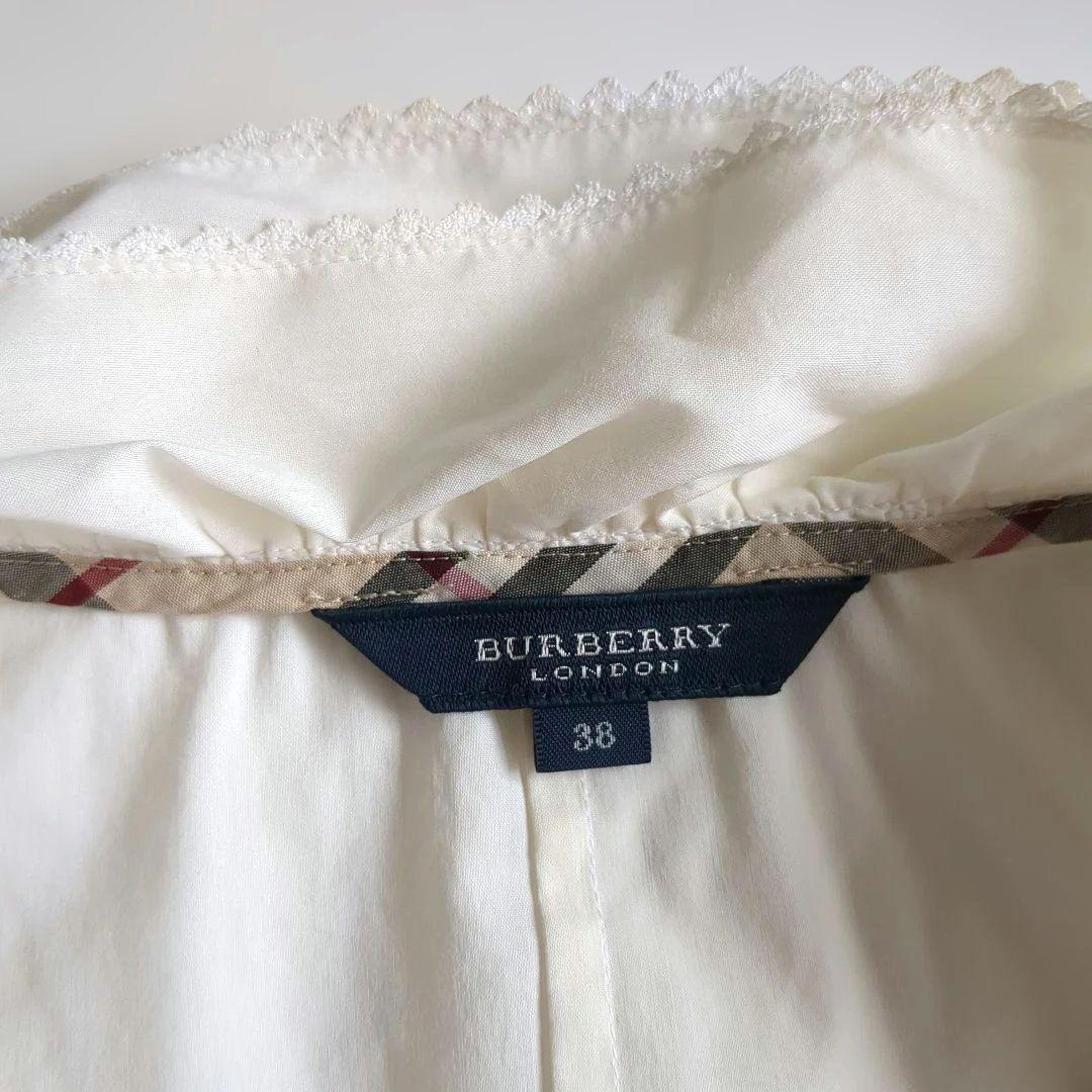 バーバリー 長袖シャツ ブラウス フリル ティアード ノバチェック ホース刺繡