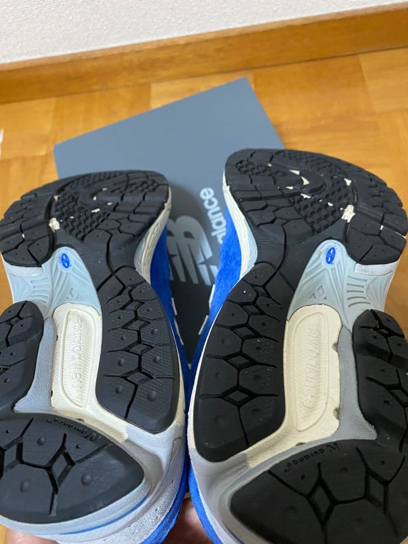 New Balance 2002RHU 青 トレーニングシューズ