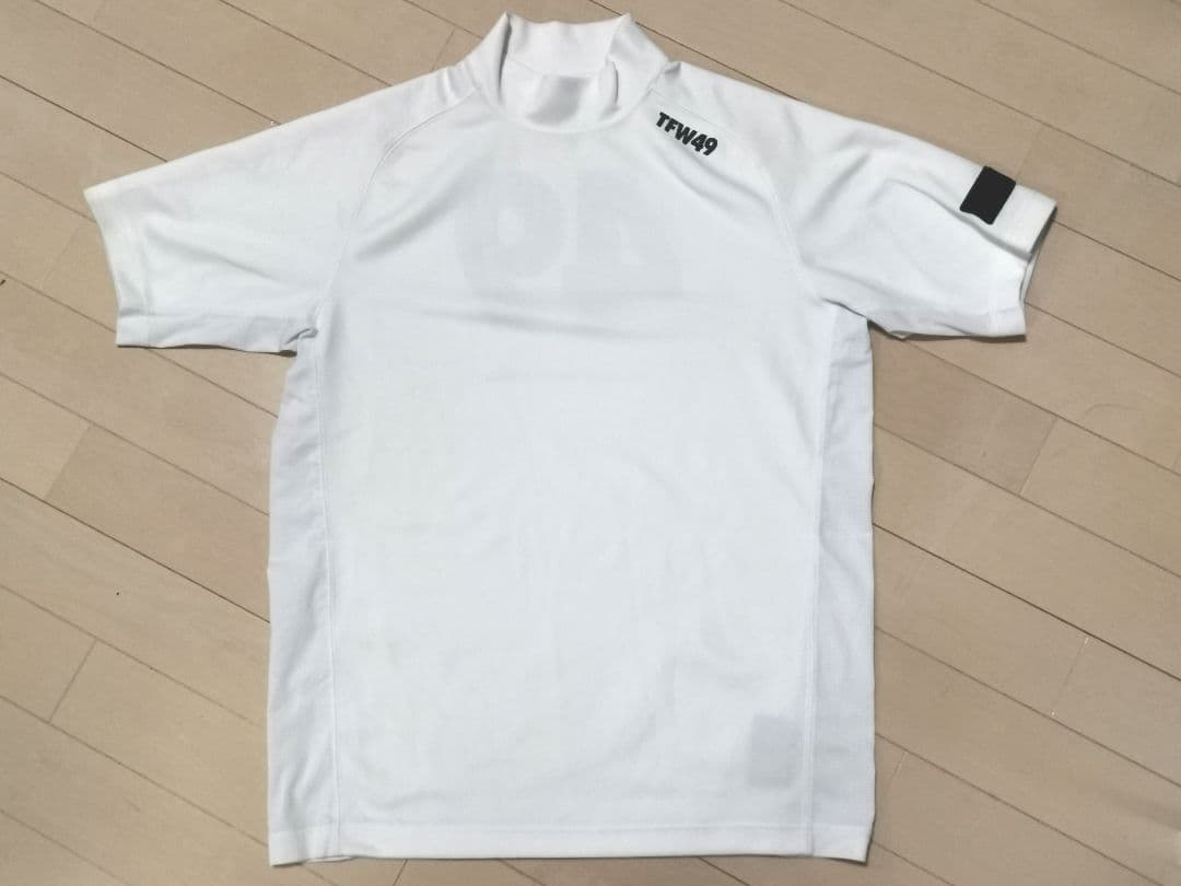 【Ｍサイズ・希少なサイドメッシュモデル】TFW49 モックネックTシャツ 白