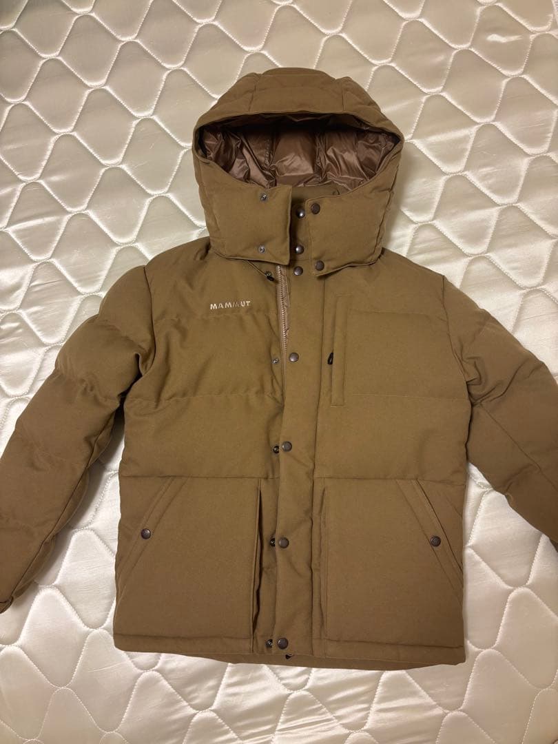 MAMMUT フード付きダウンジャケット ブラウン