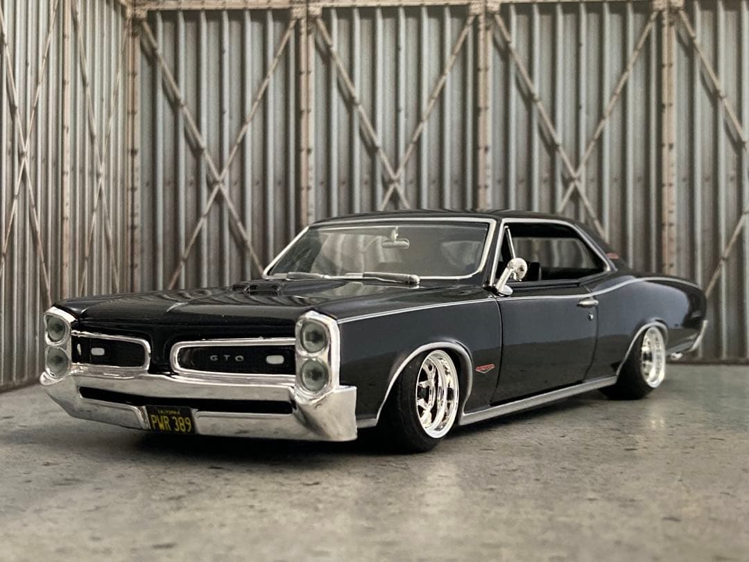 1/24 1966年型ポンティアックGTO（カスタム品）