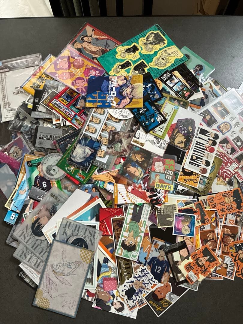 アニメ　マンガ　ジャンプ　紙類　大量　６２０枚以上　まとめ売り