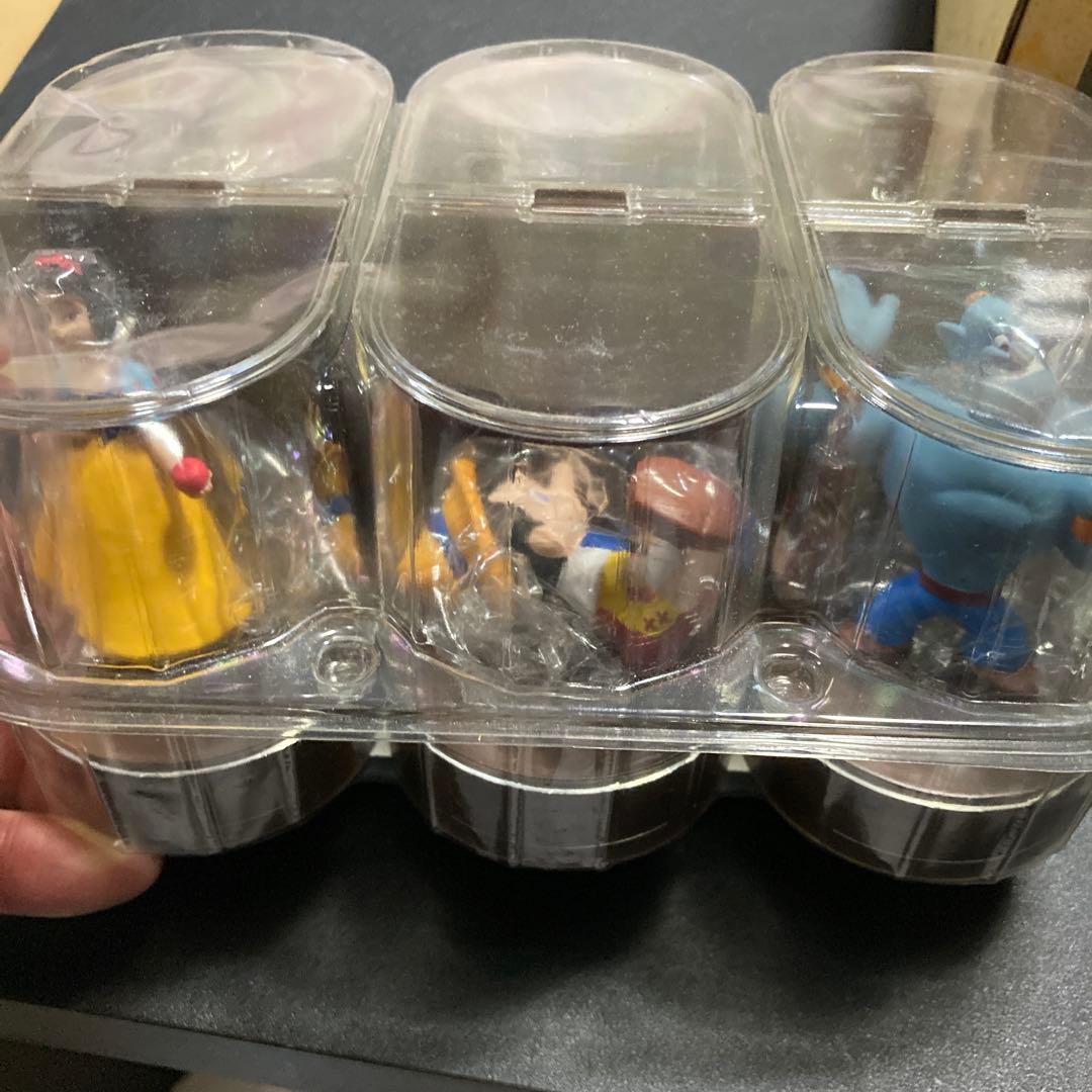 ディズニーランド20周年限定フィギュアとキャラクターズプラン非売品フィギュア