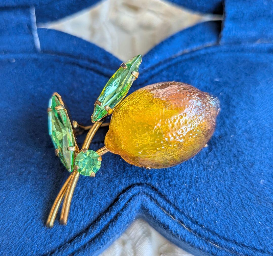 【訳あり】AUSTRIA製 フルーツガラス レモン ブローチ ヴィンテージ