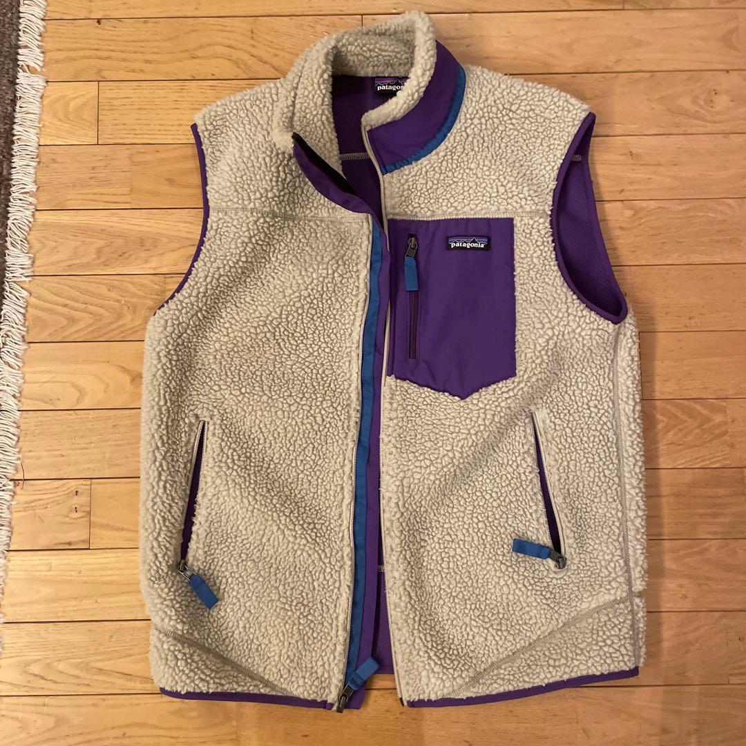 patagonia フリースベスト Mサイズ クリーム/パープル