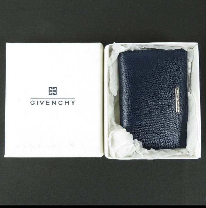 値下げ、新品ジバンシー GIVENCY 名刺入れ　未使用カードケース　箱あり
