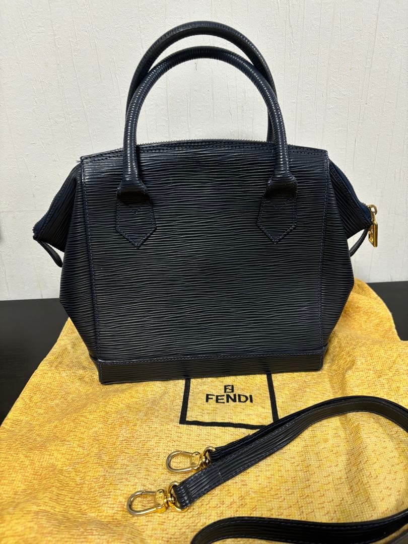 FENDIバッグ 2WAY ショルダーバッグ レザー ネイビー