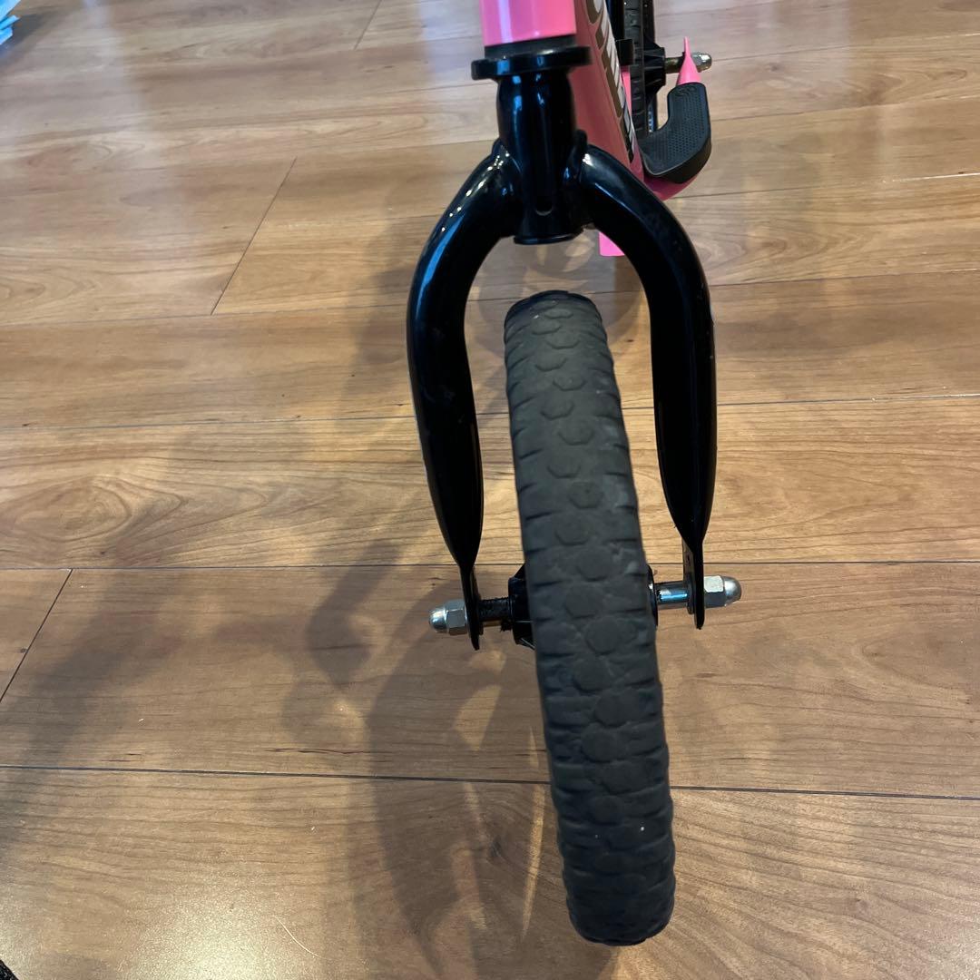 ストライダー　STRIDER 12 Sport バランスバイク ピンク