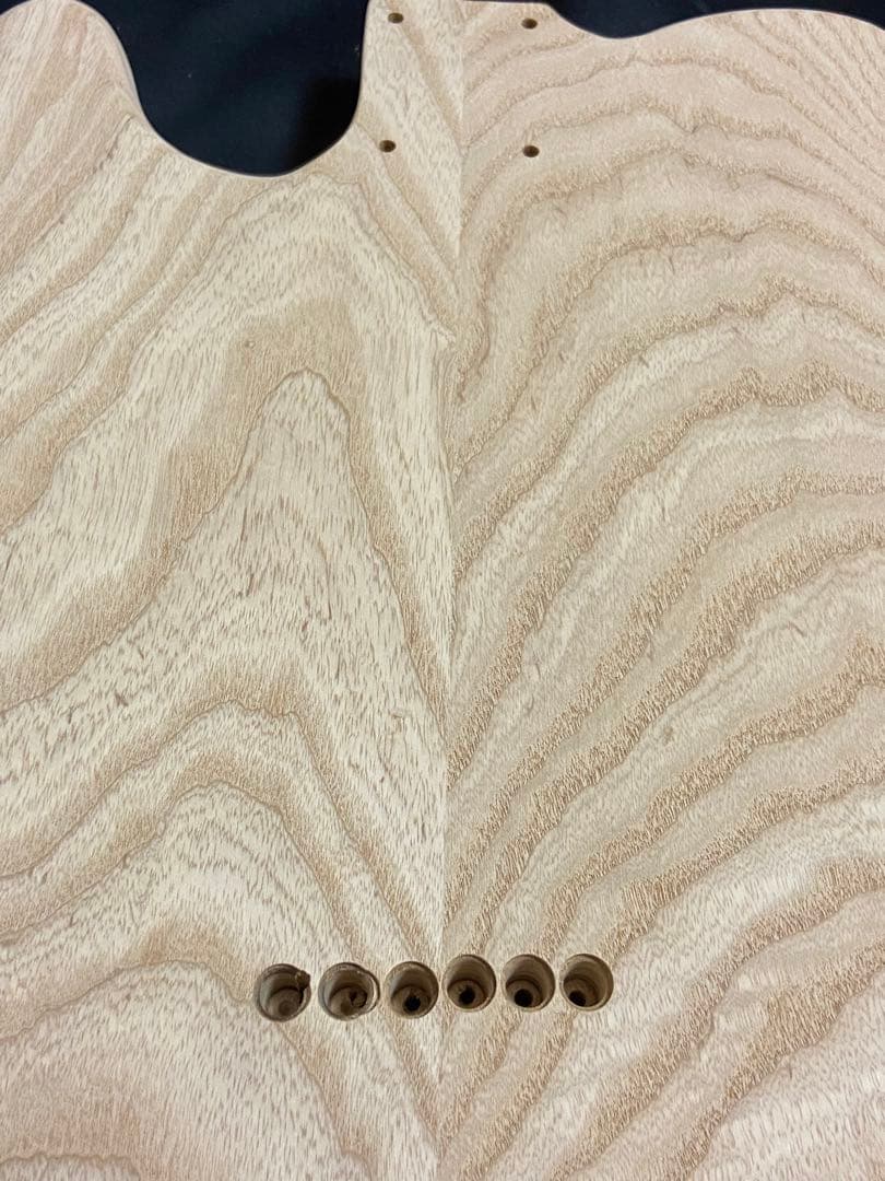 テレキャスターボディ　2ピース　アッシュ　未塗装　（No91）　ギター　ボディ