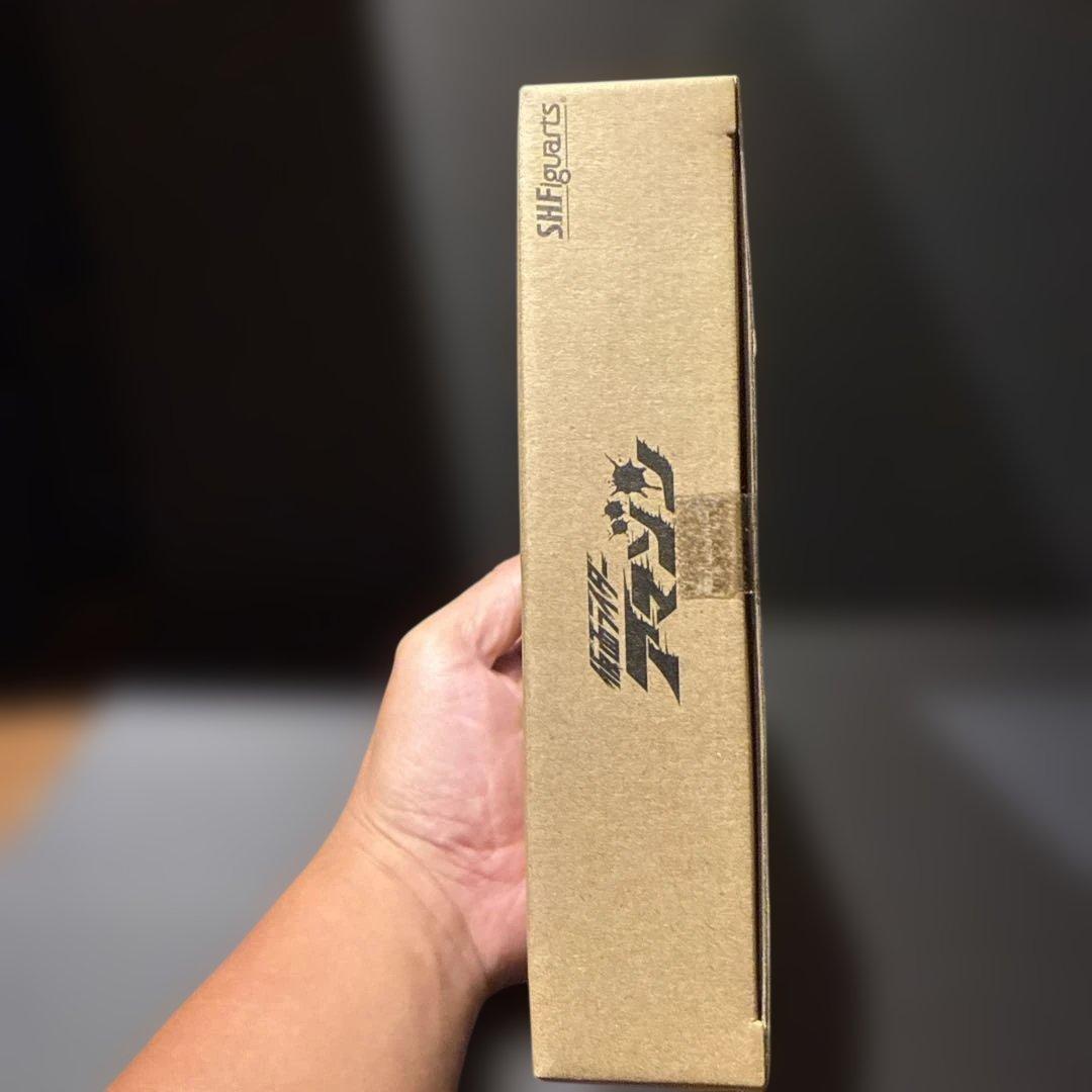 限定版 S.H.フィギュアーツ 仮面ライダーアマゾン Amazon.co.jp