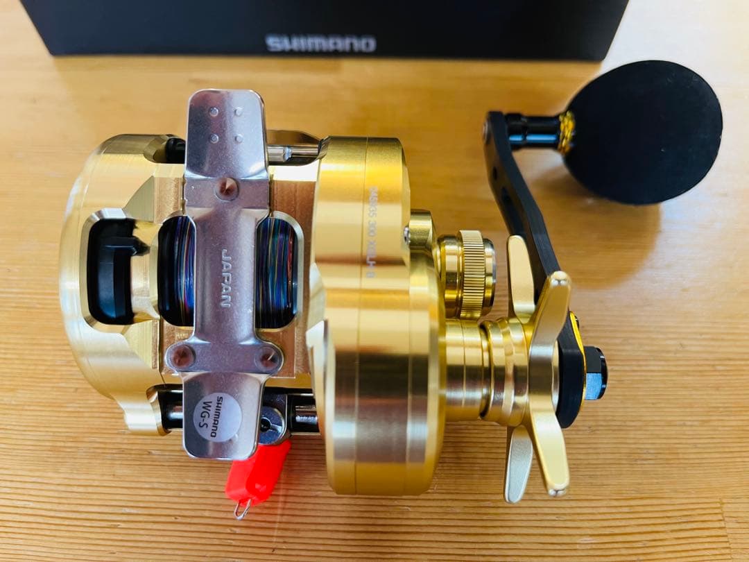 シマノ　23カルカッタコンクエストMD 300XGLH