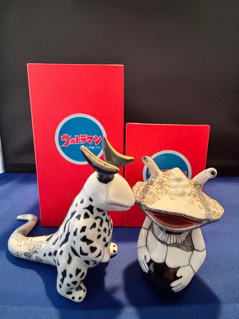 九谷焼　カネゴン　エレキング