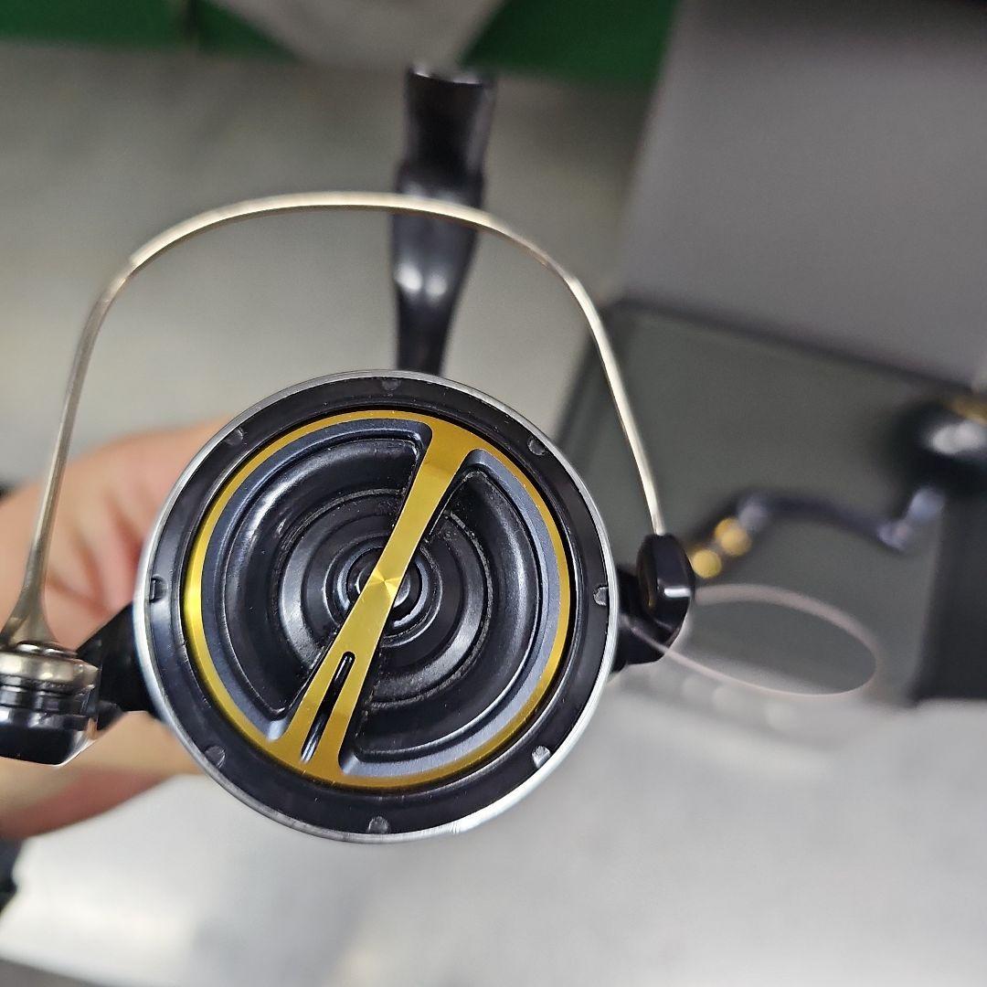 リール STELLA 19 SW 4000HG