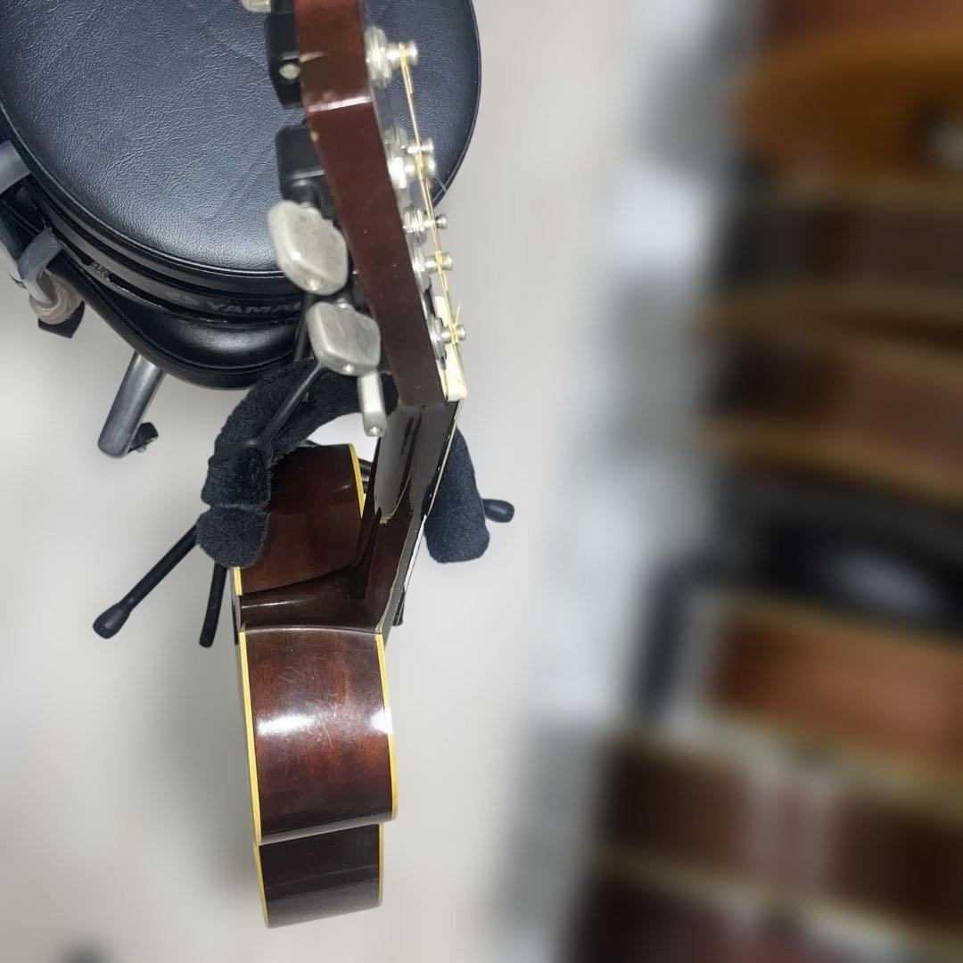 低音激鳴り　ヤマハFG-200 ブラックラベル