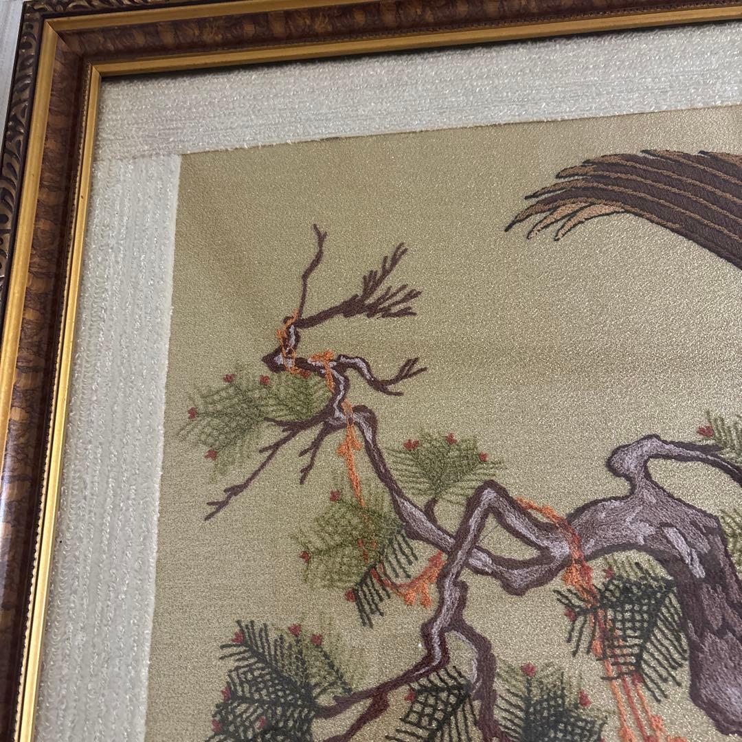 ③文化刺繍　鷹