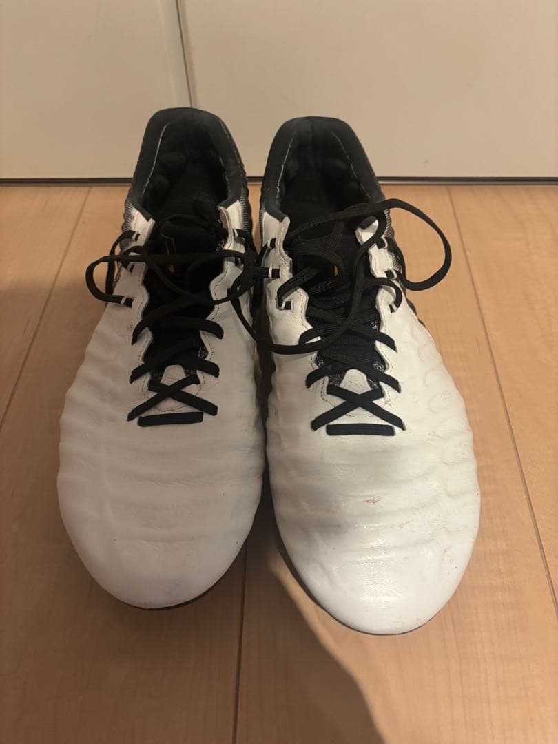 サッカー スパイク ティエンポSG