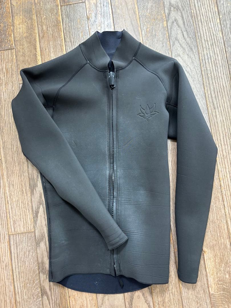 Kiyo song 　AXXE CLASSIC 長袖タッパー ML