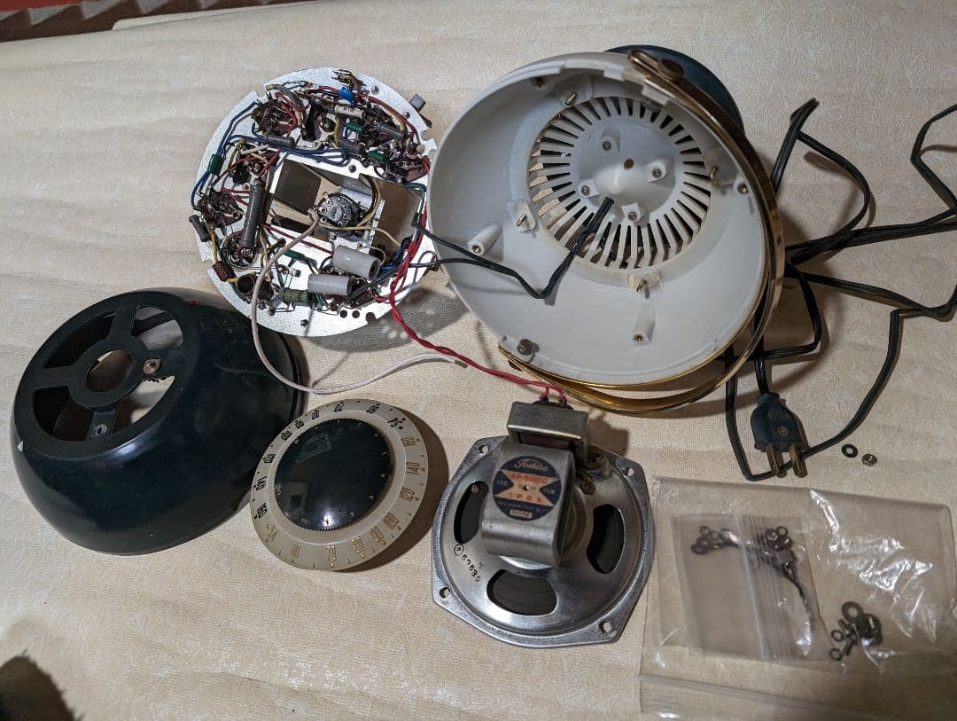 Bluetooth東芝マーキュリー真空管ラジオ　5LE-92