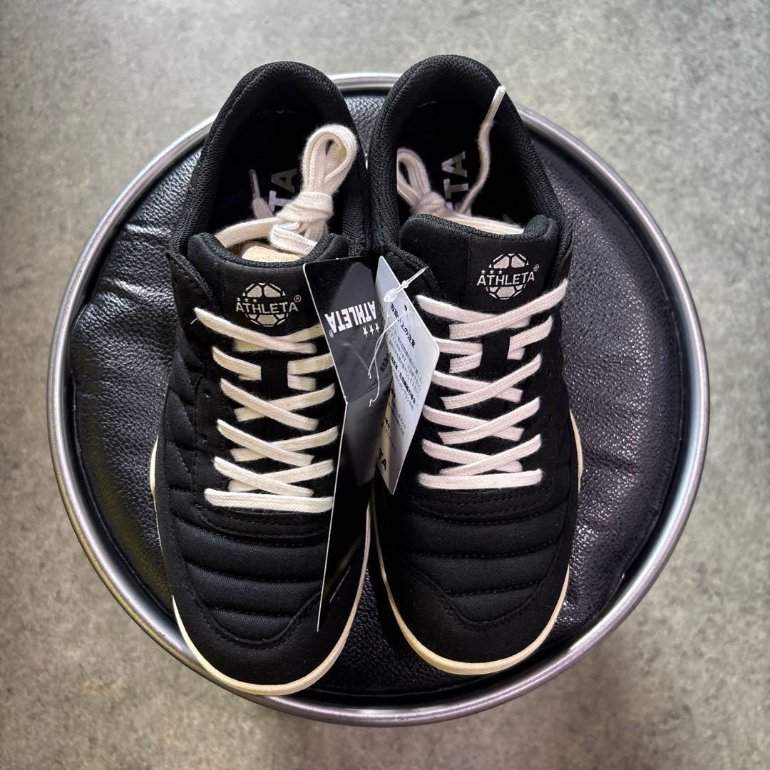 アスレタシューズ新品２４㎝