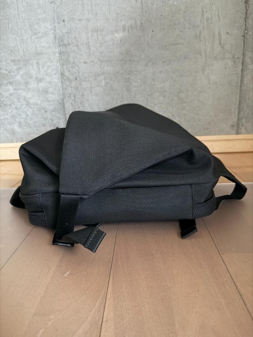 【美品】cote&ciel コートエシエル M 正規品・PC対応・立体構造