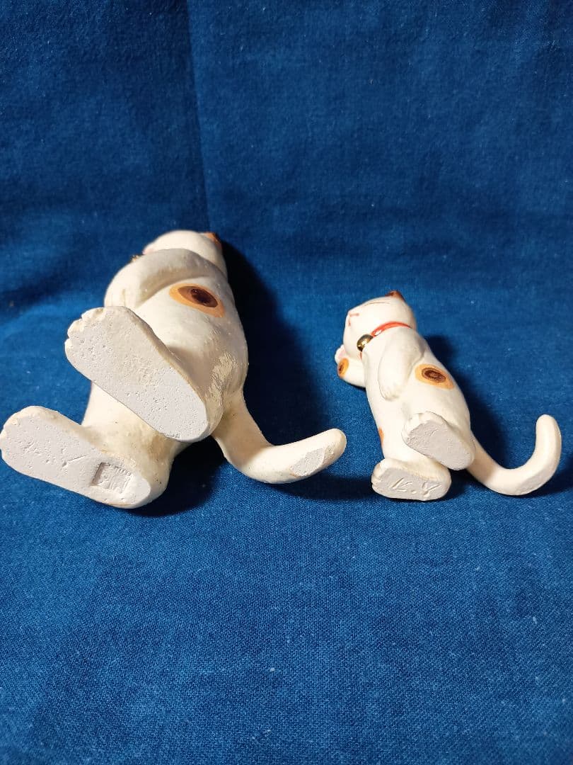 招き猫　右手上げ立ち招き猫陶器製大小　山崎清孝作品　新品長期保存品