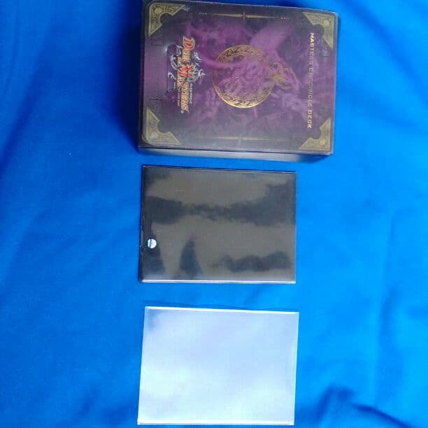 赤黒バイクデッキケースとスリーブ付き