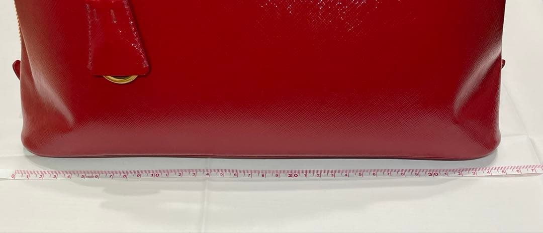 【美品】PRADA プラダ サフィアーノヴェルニ ハンドバッグ 赤 ロッソ