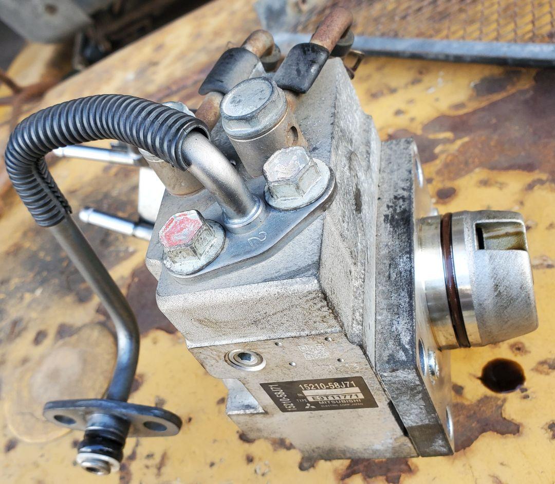 高圧ポンプ AZワゴン MJ22S ターボ　ワゴンR MH22S 燃料ポンプ