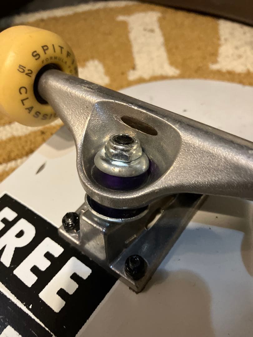 FREE DOME ROWLEY スケートボード