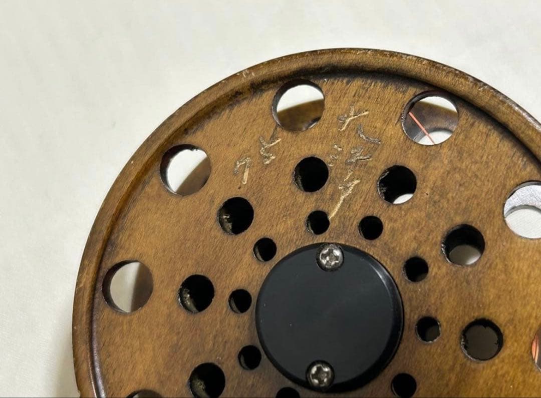 【良品】宇崎日新　NISSIN　釣竿　黒鯛　チヌ用　天然木リール　糸　取説有り