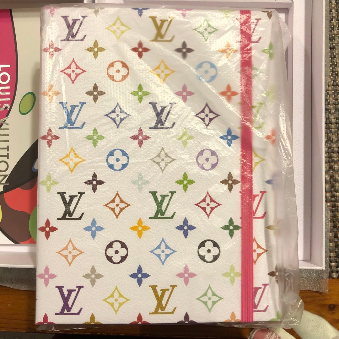 ルイヴィトン　村上隆　カードファイルなど