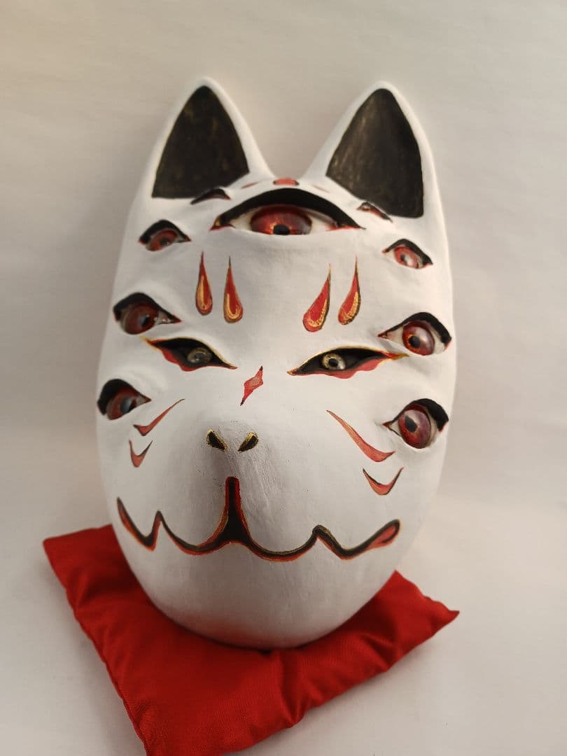 赤目と狐面