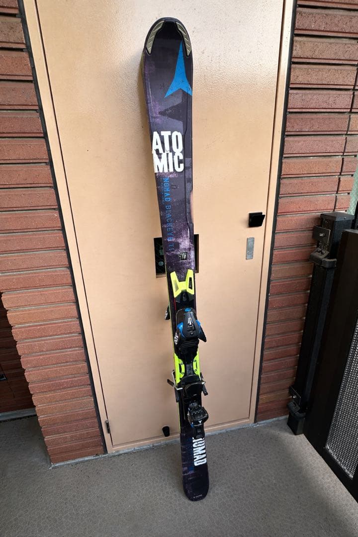 アトミック　Nomad Blackeye Ti スキー板＋バインディングセット