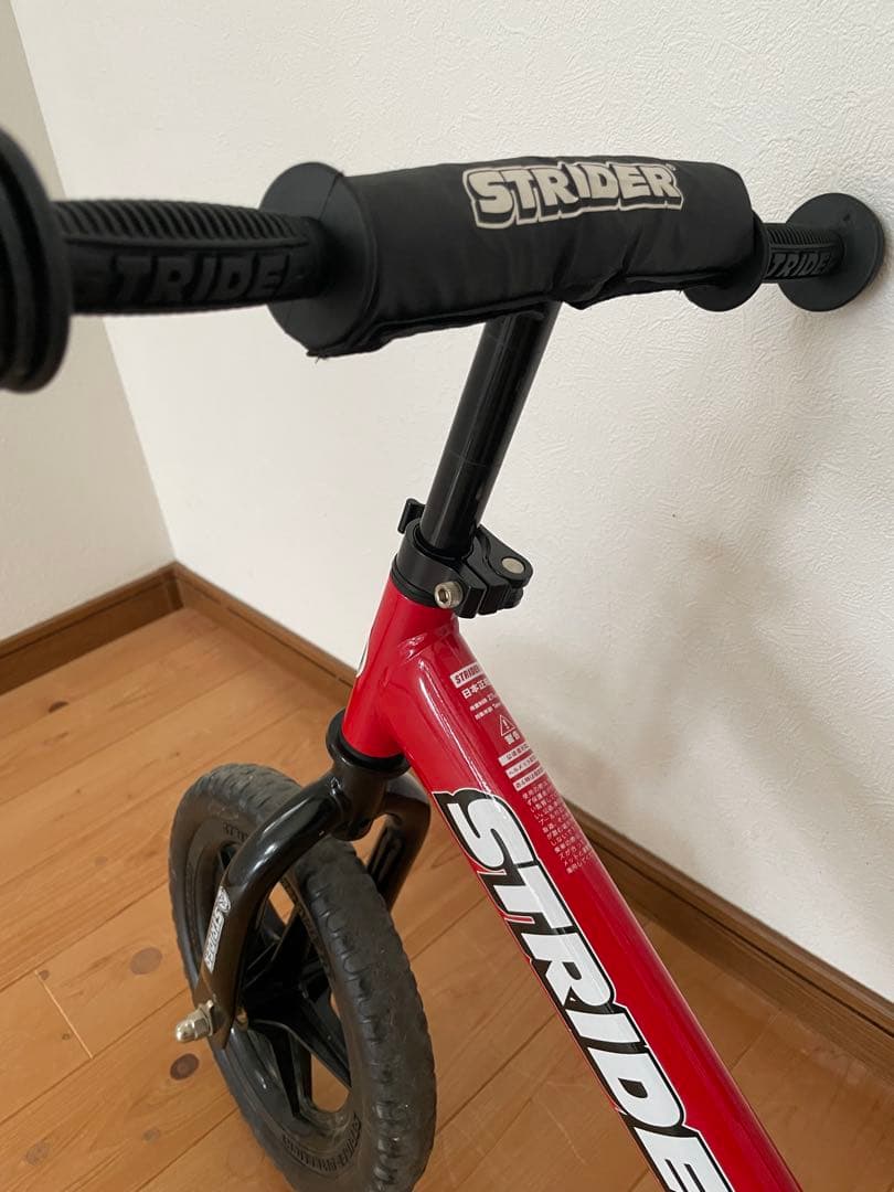 STRIDER バランスバイク 12インチ レッド　箱あり