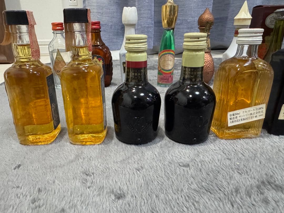 ウィスキー　ブランデー　他　ミニチュアボトル44本セット