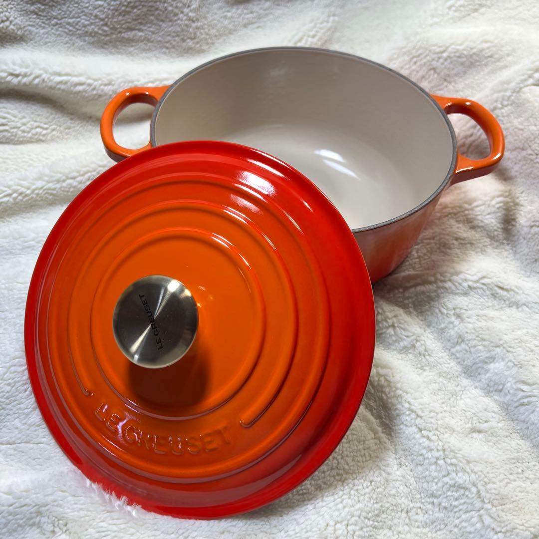 ココット・ロンド20cmオレンジ鋳物ホーロー鍋