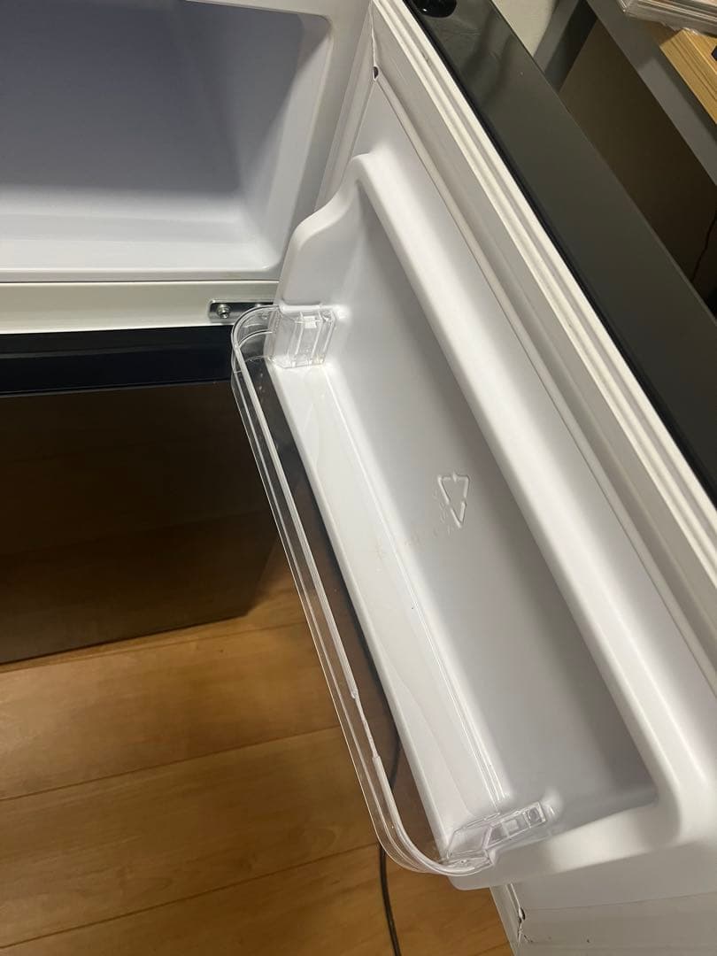 アイリスプラザ 冷凍冷蔵庫 81L ブラック PRC-B082DM-B 送料無料