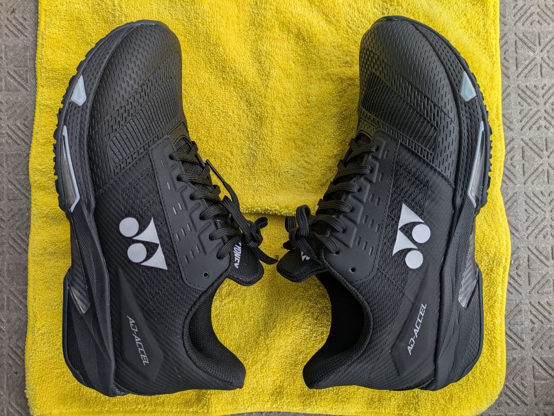 YONEX パワークッション AD-ACCEL メンズ GC 25.5　黒色