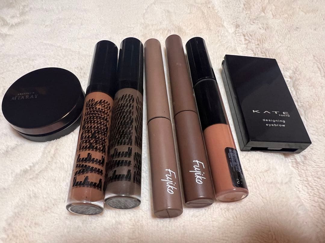 豪華アイブロウセットM.A.C アナスタシア ケイト Fujikoの4ブランド！