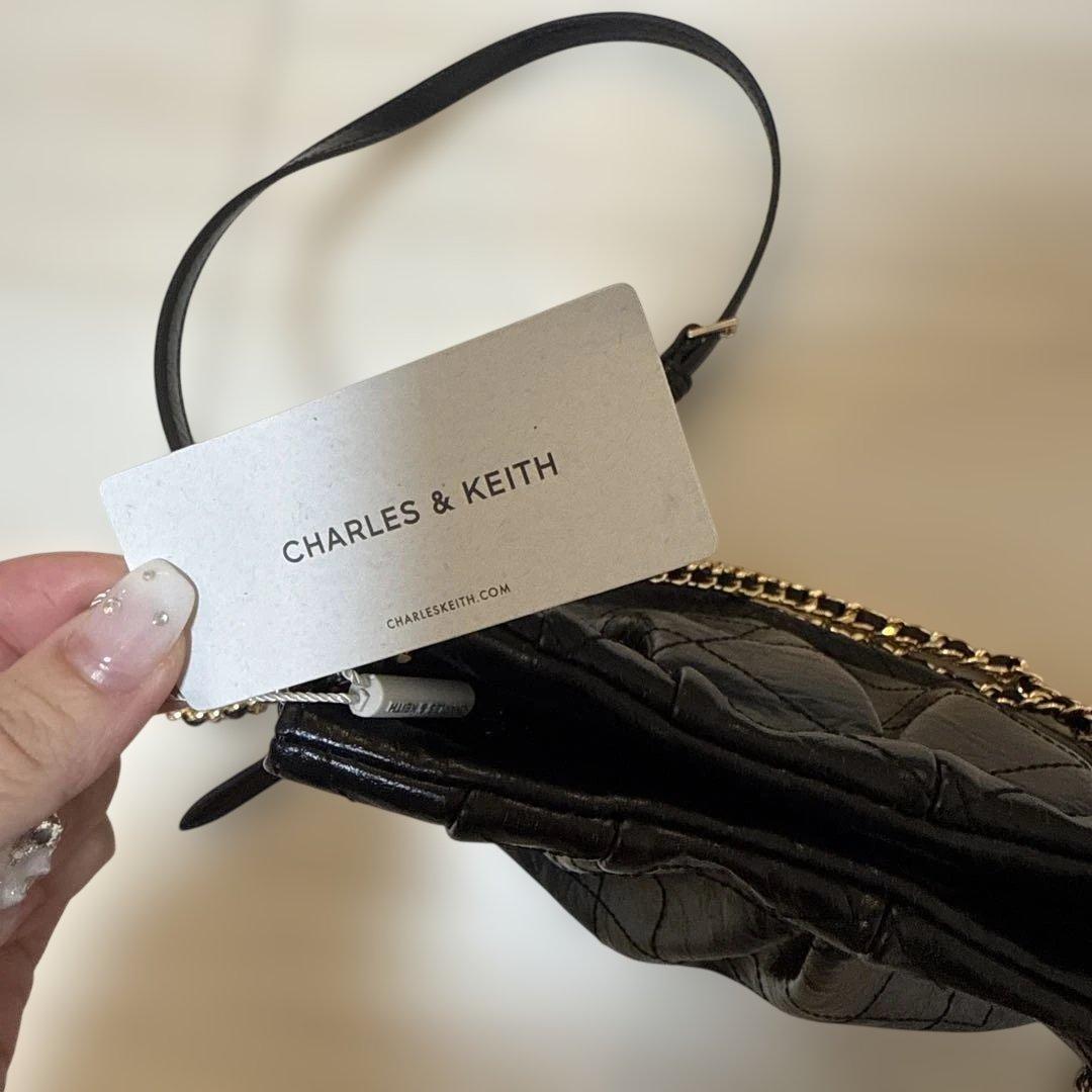 CHARLES & KEITH Duo チェーンハンドルツーウェイバックパック