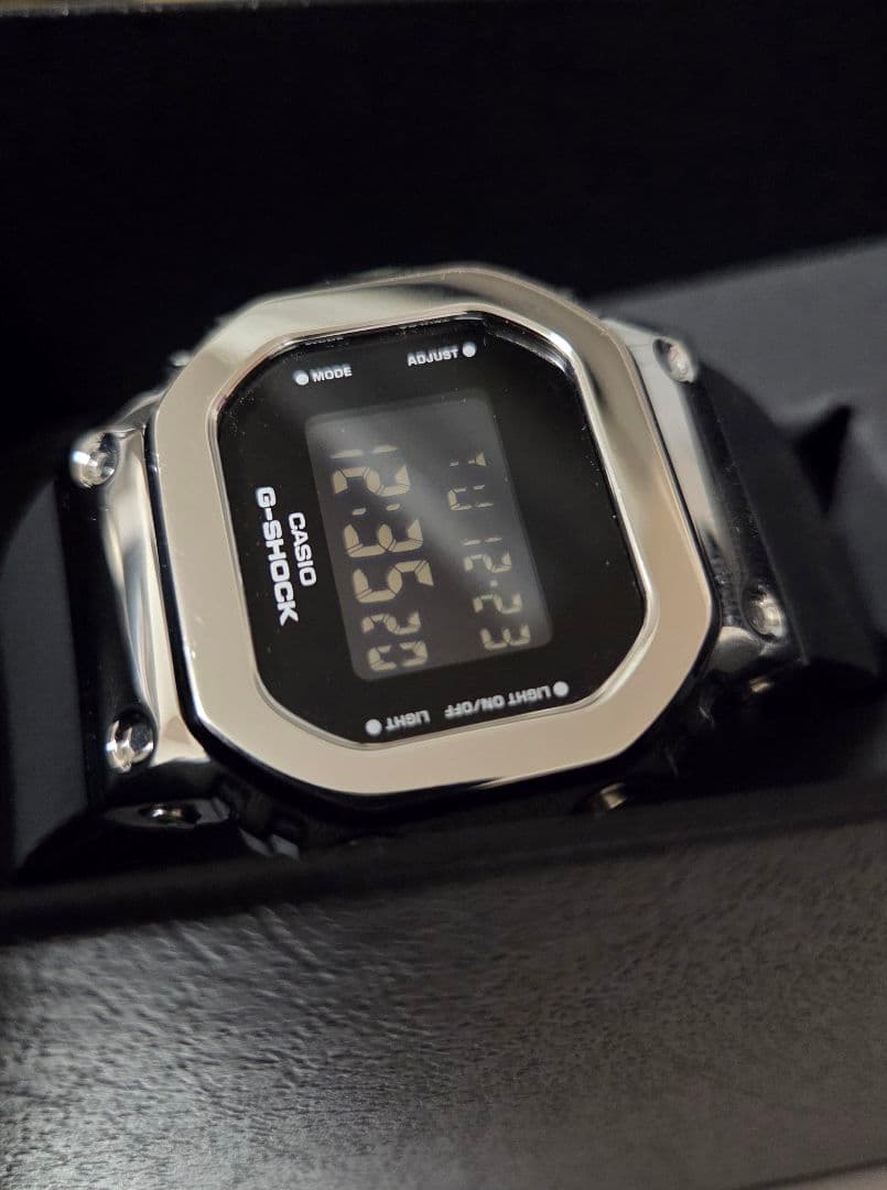 CASIO G-SHOCK GM-S5600U-1JF デジタル時計
