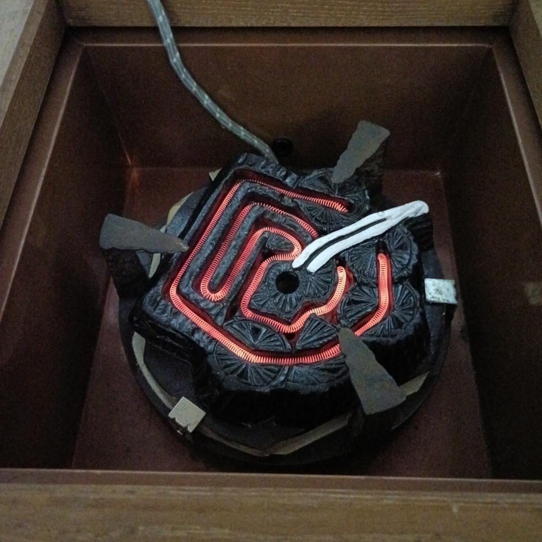 K91 桑置炉 炭型 電熱器 茶道具 置炉 焼杉置戸 桑色 銅 野々田商店