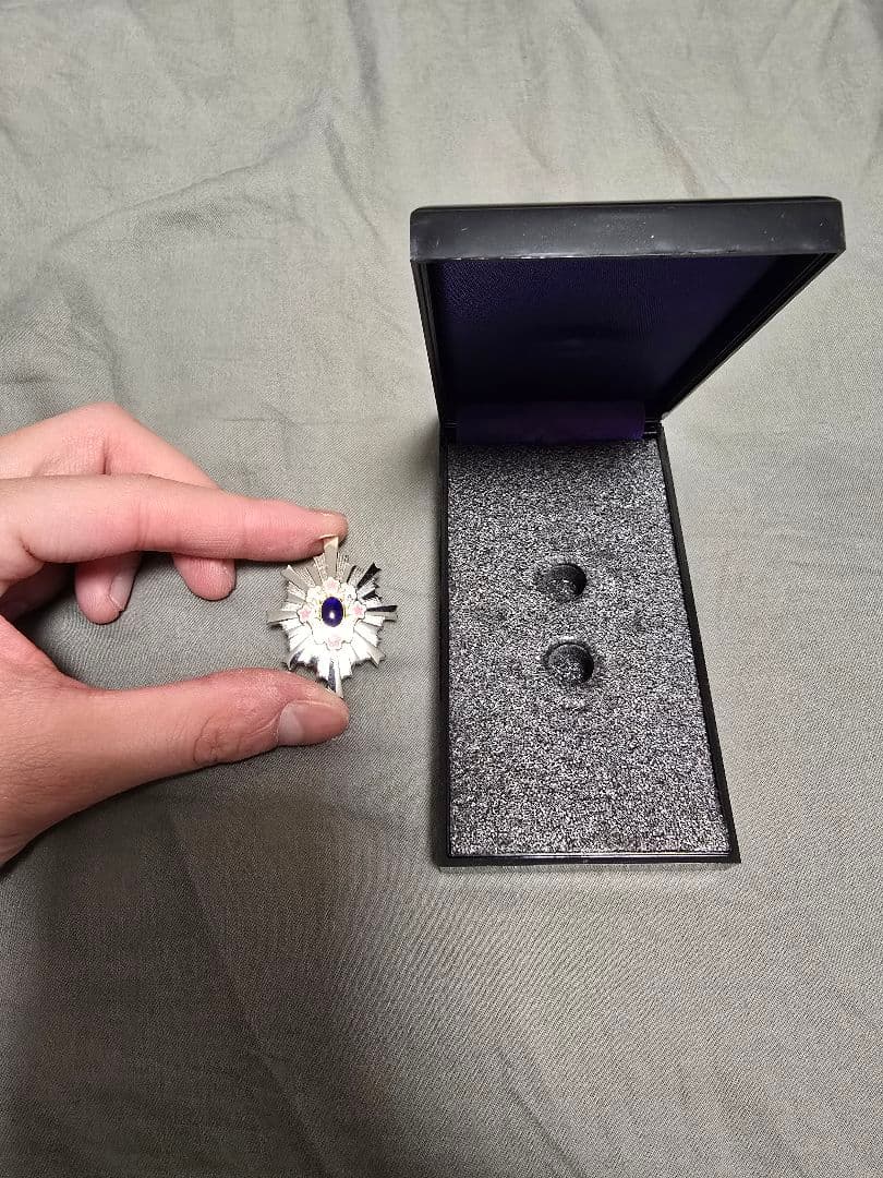 旧第三級防衛功労章 星形メダル