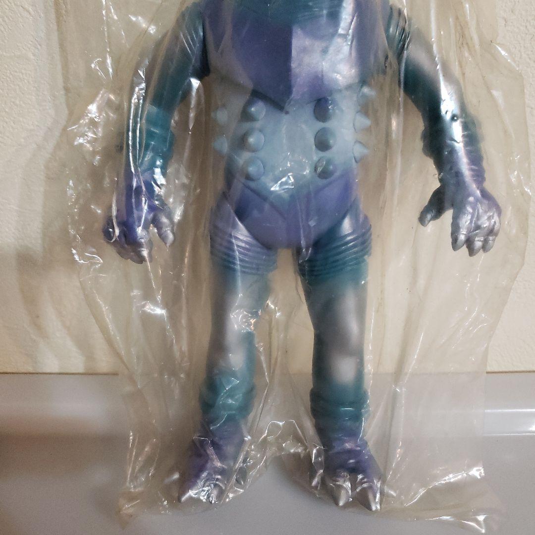 ベアモデル　ソフビ　ウルトラマン　ウリンガ　怪獣フィギュア 青紫色