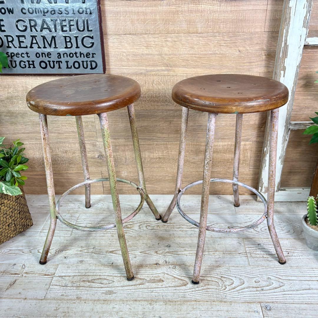 アンティークビンテージアイアンスツールパイプスツール二脚セット椅子花台飾台