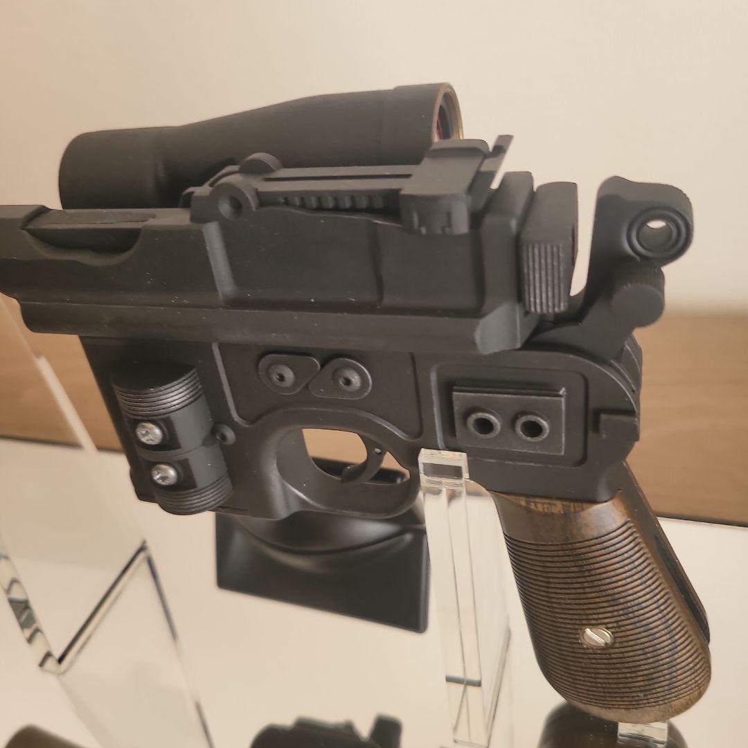 スター・ウォーズ ハン・ソロ ブラスター 限定版