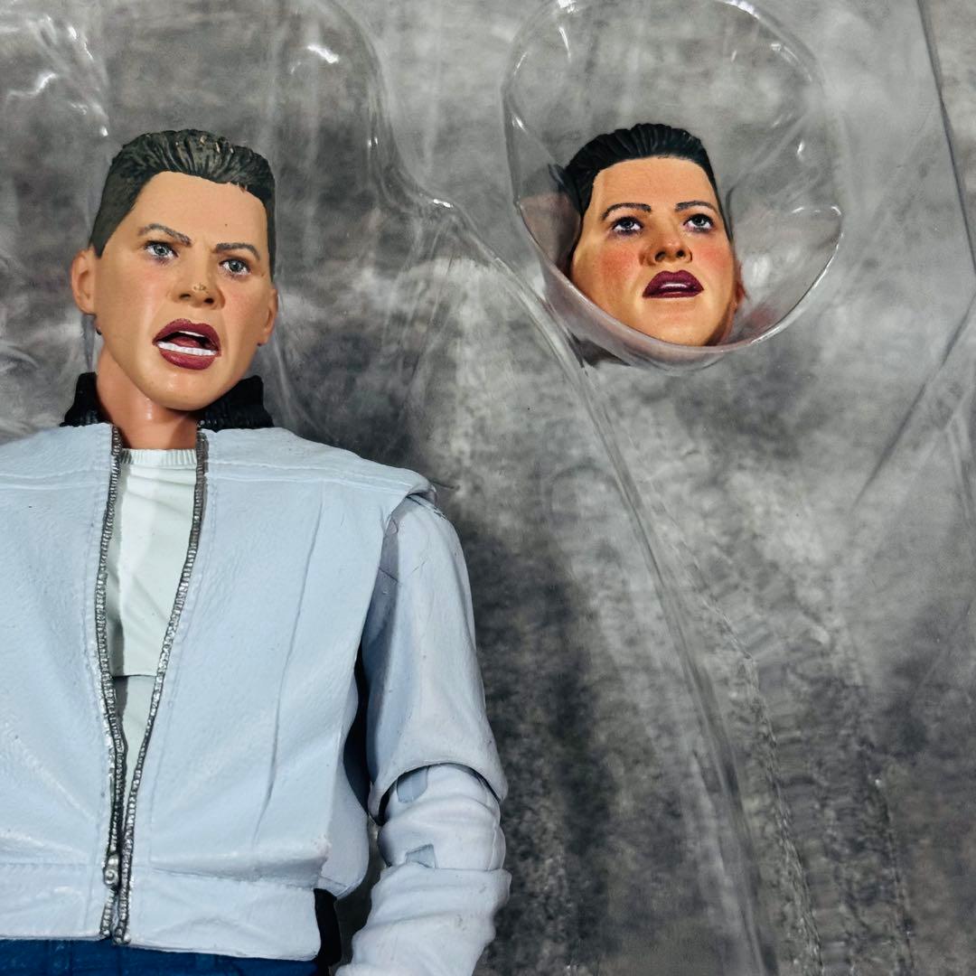 NECA Back To The Future フィギュア