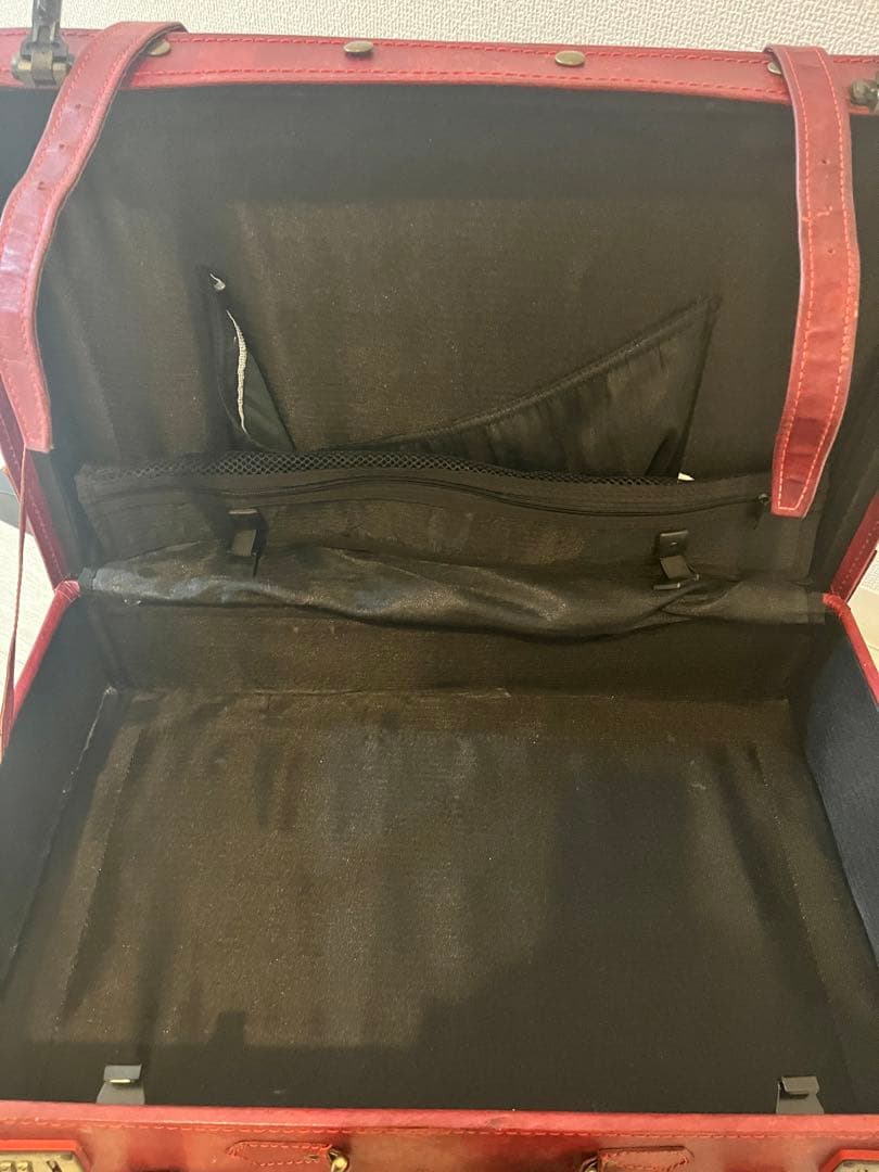 シフレ　ユーラシアトランク　レッド　豚革