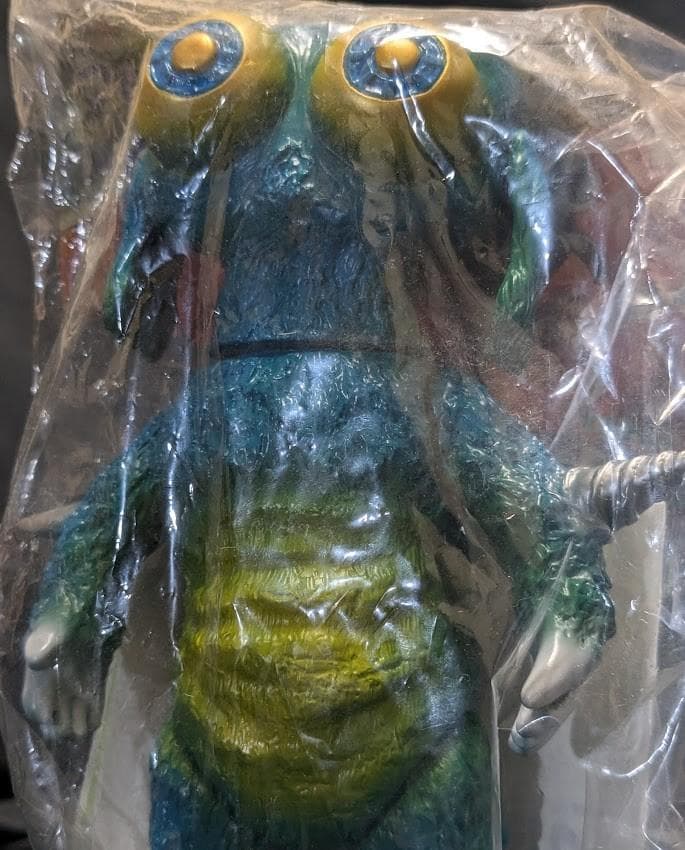 ギラギンド「スペクトルマン」登場怪獣（ベアモデル）未開封ソフビフィギュア